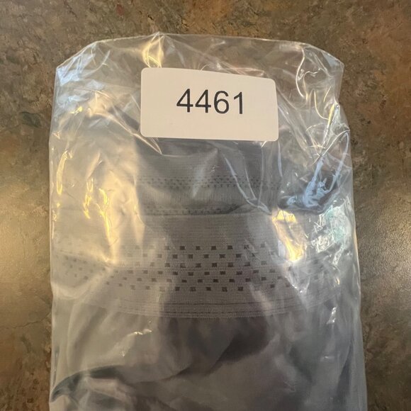 VRST Men's  Athletic Shorts, XL‎ Gray Patterned - Picture 9 of 9